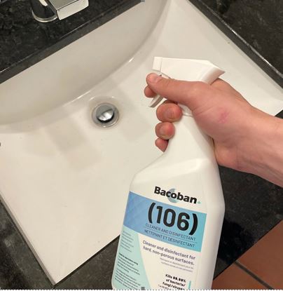 Cleaning and disinfecting with Bacoban 106